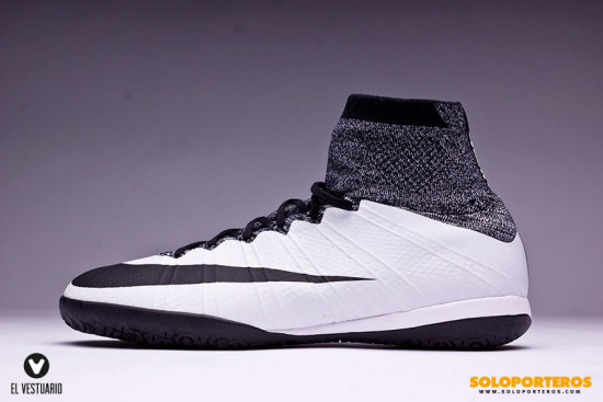NikeFootballX-White-Reveal-Pack (2).jpg
